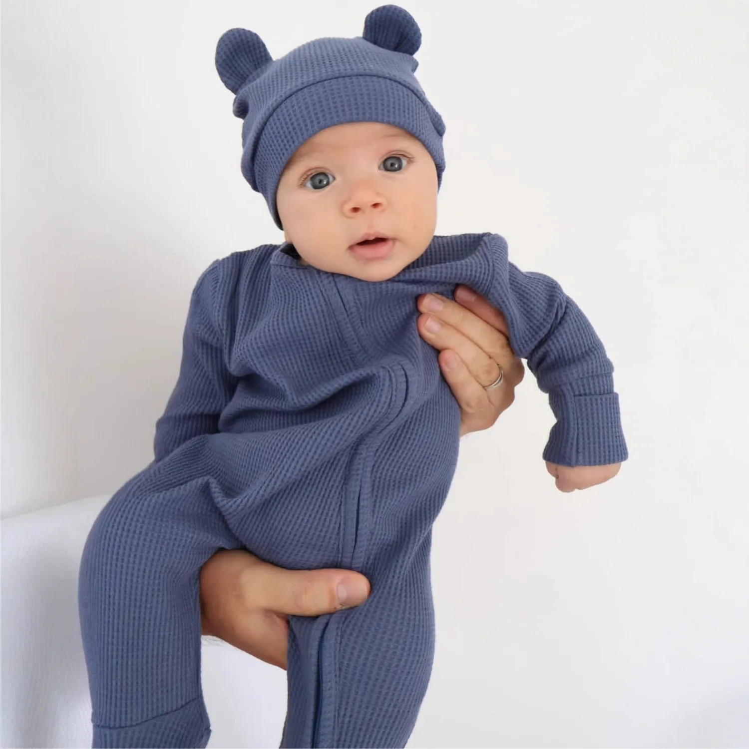 

2025 Winter New Baby Long Sleeve Casual Jumpsuit Solid Newborn Romper + Hat 2pcs Set Cute Boy Girl Infant Waffle Clothes