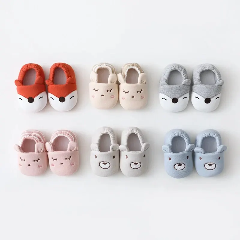 Cartoon Animal Pattern Newborn Baby Shoes Boys Girls 0-18M Slippers Soft Sole Non-slip Crib First Walker Winter Warm Booties