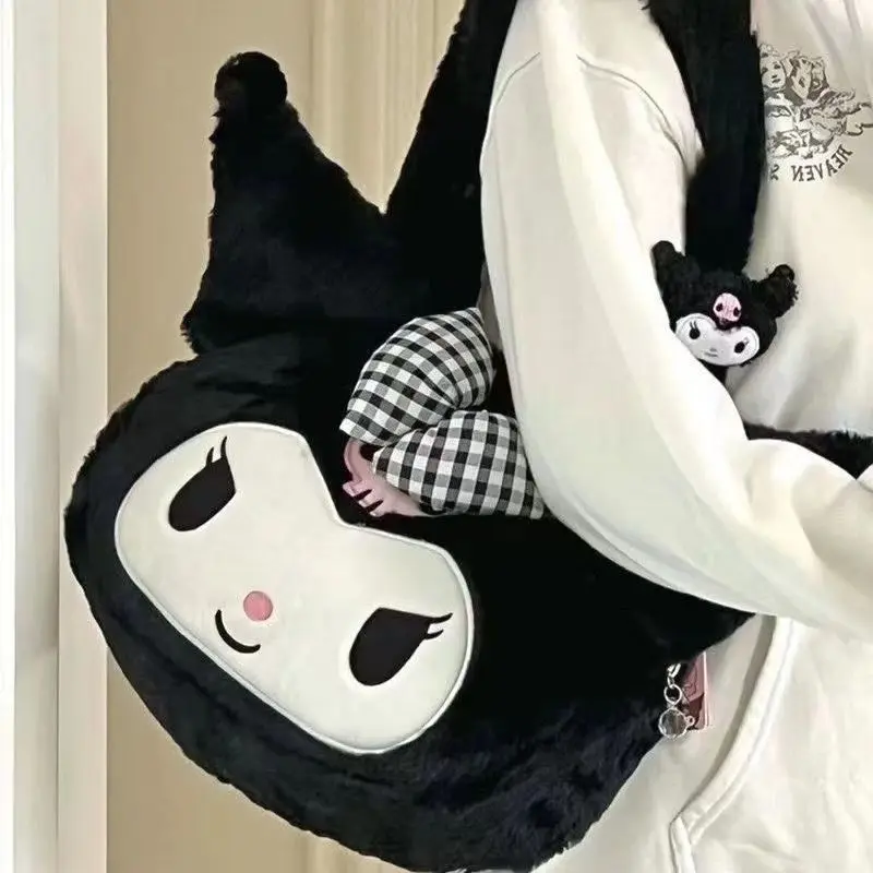 Sanrio Kuromi-Bolso grande de felpa para niña, mochila de hombro, maquillaje, juguete de peluche