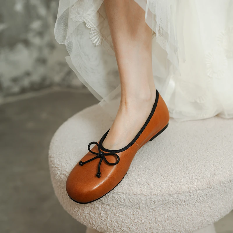 2026 new spring autumn women pumps natural leather 22-25cm washed cowhide+pigskin round toe butterfly-knot women shoes fashion