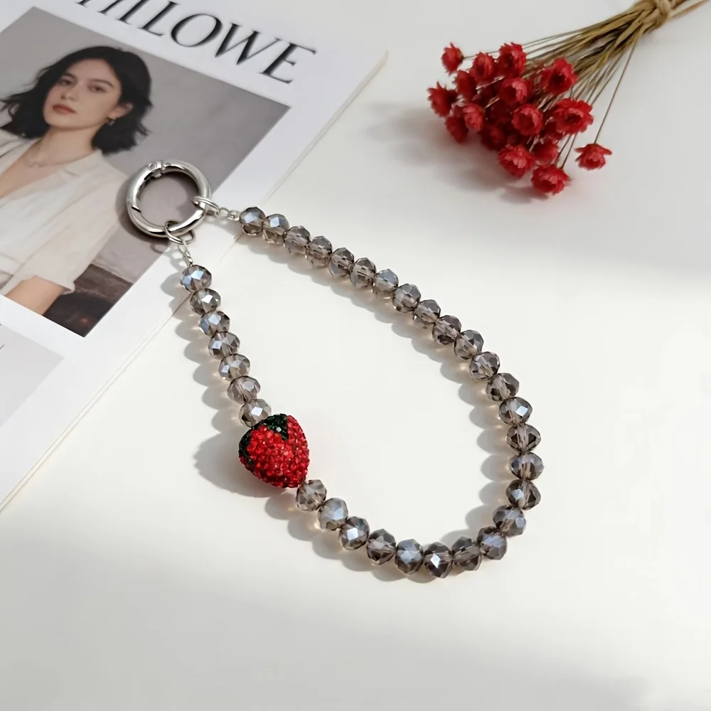 

Advanced Water Diamond Strawberry Phone Chain Crystal Wrist Bead Hanging Rope Bag Pendant Anti Drop Crystal Phone Chain Anti Los