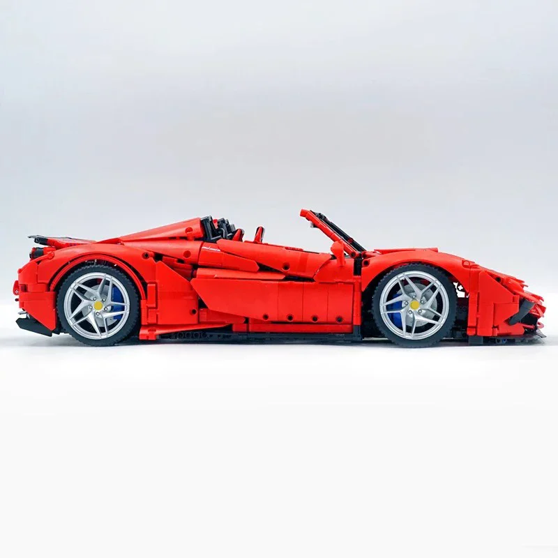 F8 สีแดงรถกีฬารุ่นบล็อกตัวต่อ MOC JD018 รถเปิดประทุนอิฐไอเดียไฮเทคของเล่นชุดคริสต์มาสของขวัญเด็กผู้ใหญ่