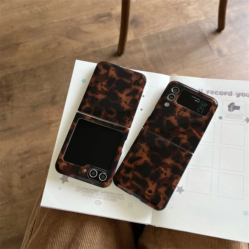 Retro tortoiseshell amber blend foldable screen phone case suitable for Samsung Galaxy Z Flip 3 Flip 4 Flip 5 Flip 6