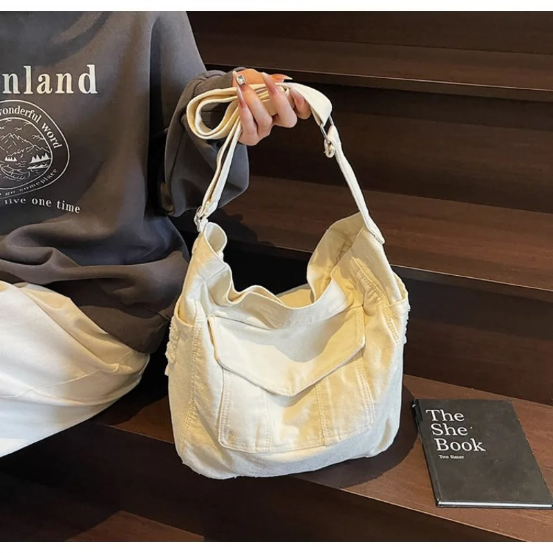 

Popular Classic Leather Women's Tote Bag High-End Luxury Brand Elegant Fashionable Sleek Style Vintage Daily Commuter Bag​