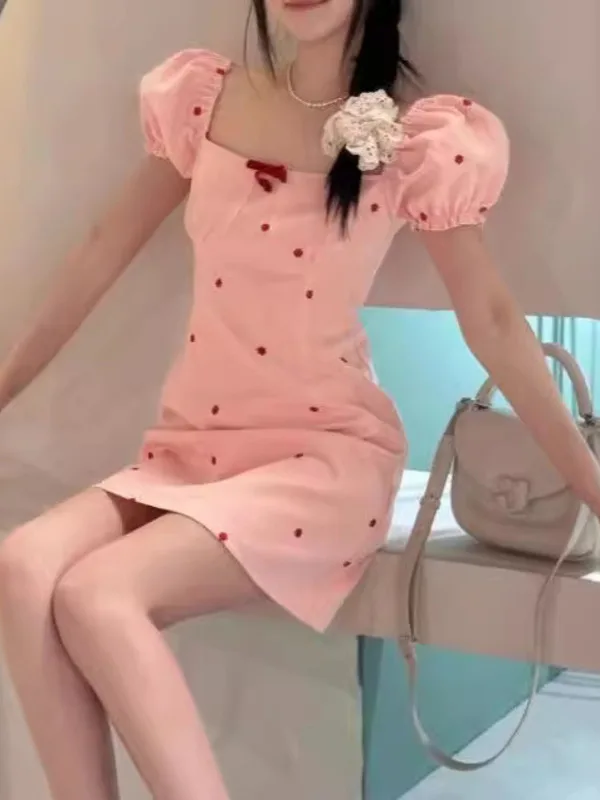 French fashion square neck pink floral dress for women's summer 2024 new small pear shaped figure Hepburn style short skirt 5FHA