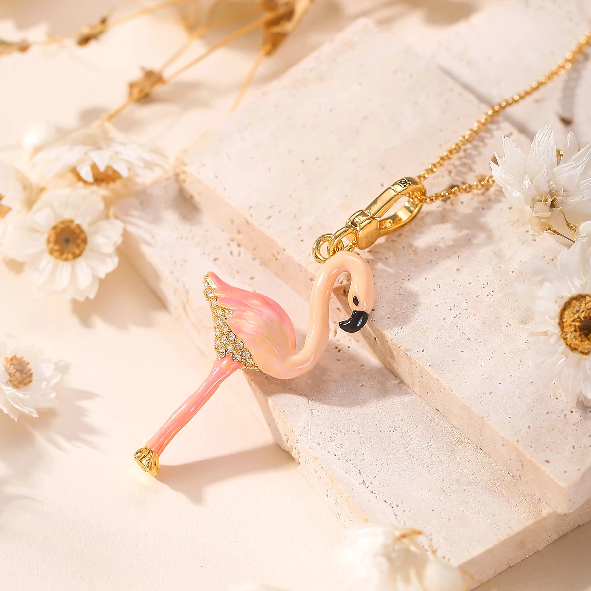 

1Pc Exquisite Glaze Gradient Pink Flamingo Pendant Necklace,Creative Fashionable Temperament Cute Animal Pendant For Women