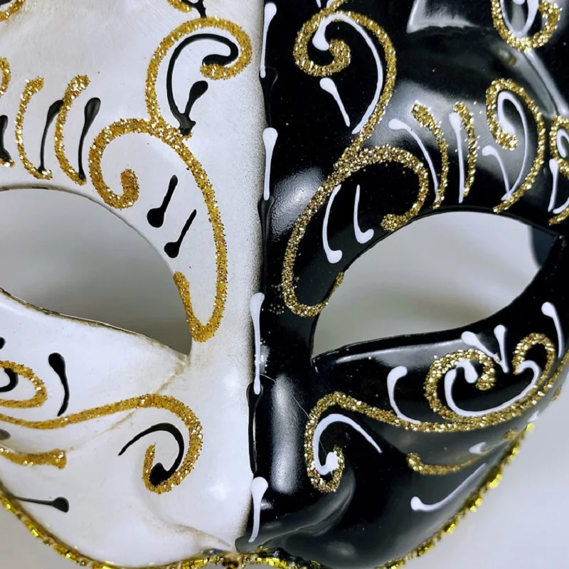 キツネマスク 通気性のある鬼滅の刃マスク コスプレ小道具 詳細なハロウィーンマスク ロールプレイング用 アニメファンへのギフト