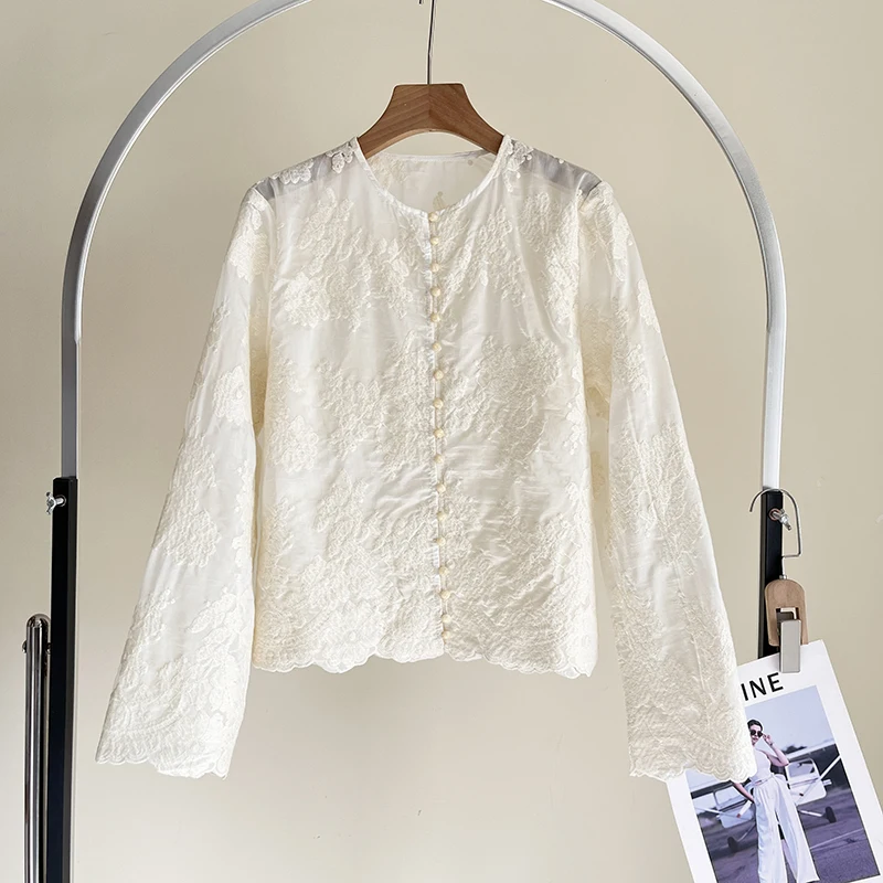 

Romantic Chinese Style round Neck Single Button Lace Embroidery Small Top Wave Feminine Elegant Casual Spring Shirt