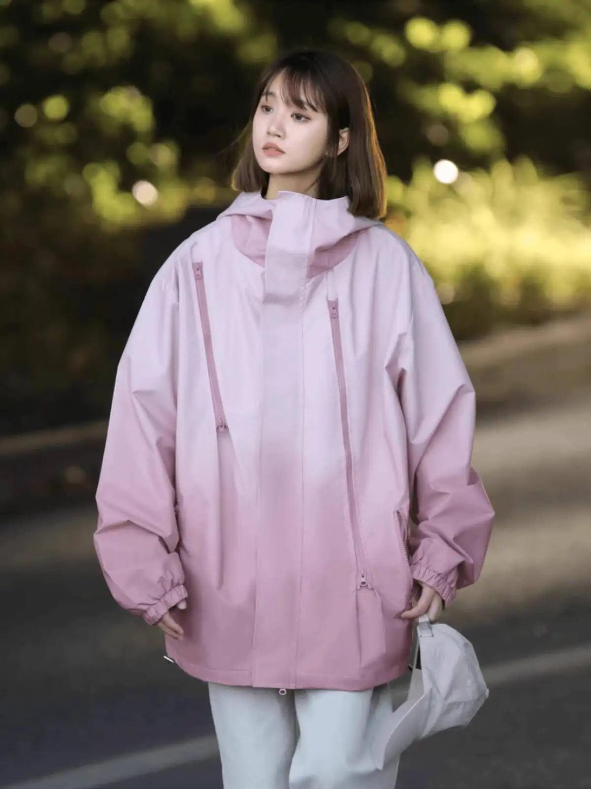 

Unsiex Windbreaker Coat 2026 Spring American Style Waterproof Gradient Windbreaker Men Spring Autumn Hooded Outdoor Jacket Coat