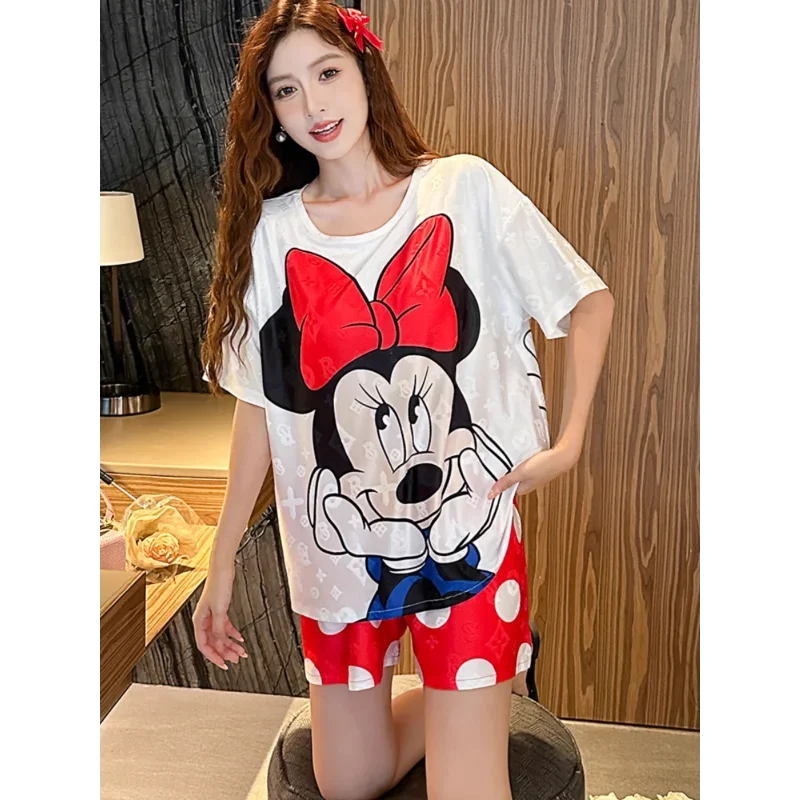 Disney-Pijama de Mickey Mouse para mujer, ropa de dormir larga de tres piezas, informal, suelta, con cuello redondo, de seda, para otoño