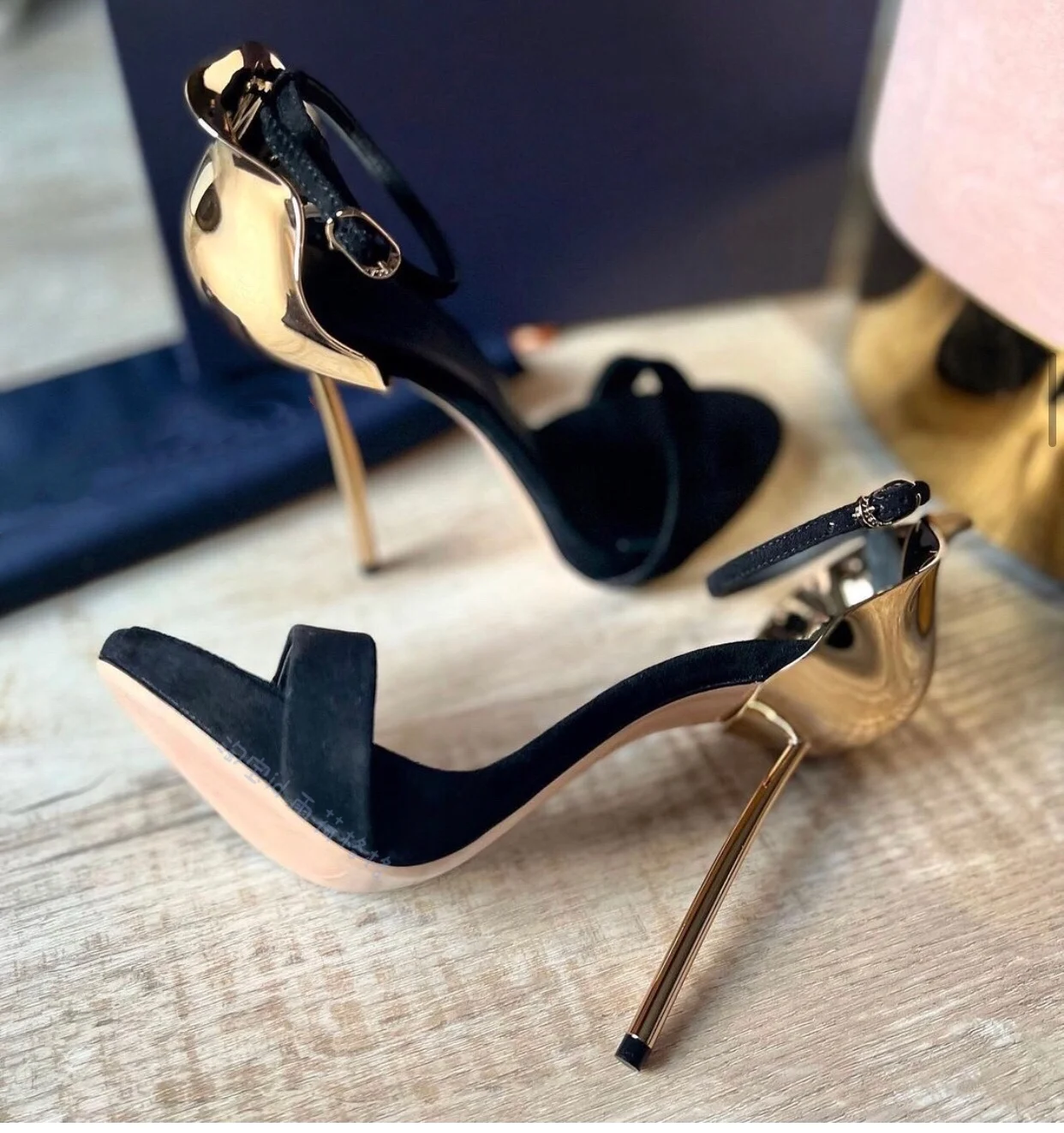 Stiletto Heel Solid Sandals Petal Round Toe Ankle Strap Fashion Women\'s High Heels Summer All-match Leather Fashion Sandals