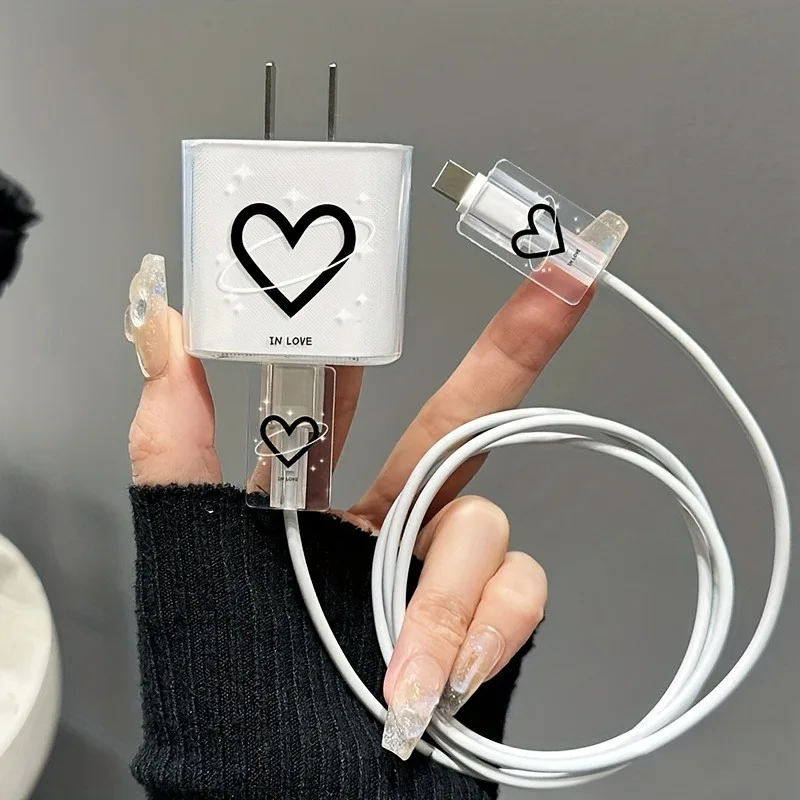

Black Love Heart Silicone Charger Case for iPhone, Protective Sleeve, Cable Protection Cover, iPhone 16, 15, 14 Apple, 18 W, 20W