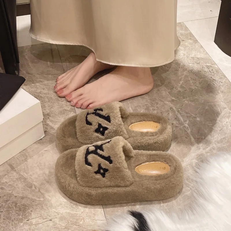 2025 New Popular Women's Slippers Party Plush Summer New Best-Selling Furry Home Shoes Fur Flip Flops Female Slides Fur Shoes view 2