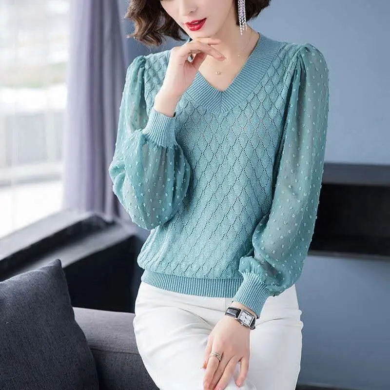 Elegant Fashion Long Sleeve Solid Color Hollow Out Tops Spring Autumn Female Clothing Commute Women\'s V-Neck Knitted T-shirt