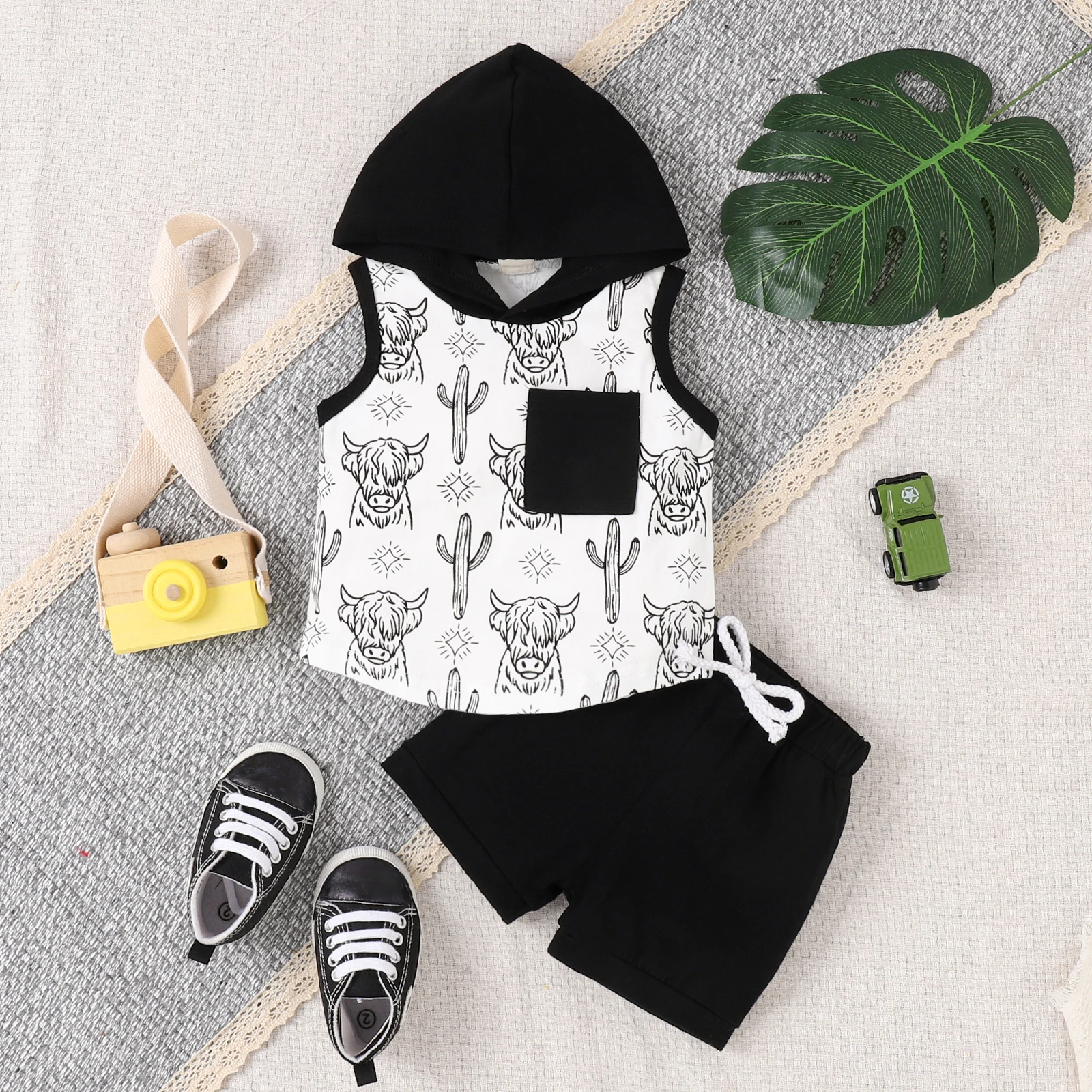 2PCS Summer Baby 0-3 Years Old Soft And Comfortable Vest Bull Head Print Hooded Short Sleeve + Plain Black Shorts Casual Suit