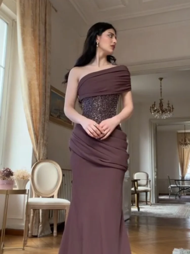 fine cocktail dresses Short Beaded Sleeveless Homecoming Dress LaDivine 9245 Size:XXS (0) pair with: flag-scarf-in-cane-link-scarf this dress combines elegance The Most Magical Winter