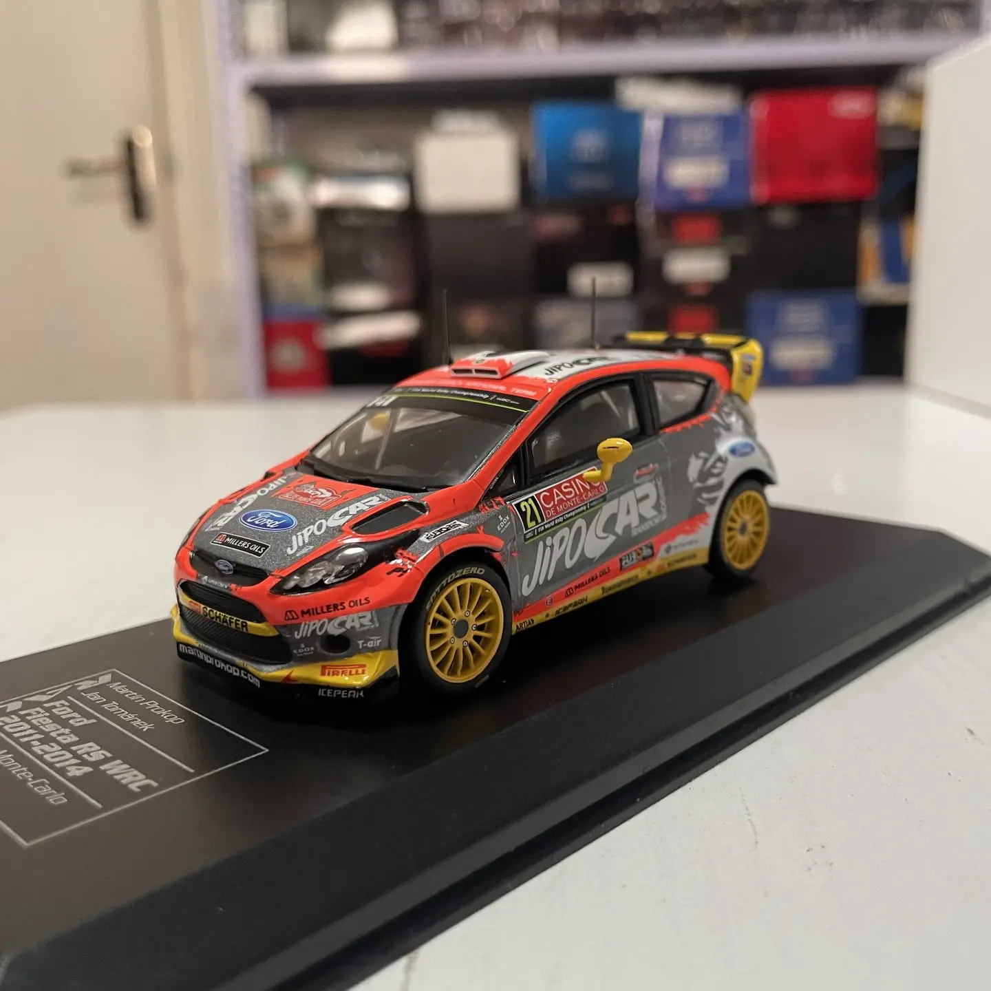 IXO - Modelo a Escala 1:43 de Aleación Fundida a Presión # 21 Fiesta RS WRC 2015 Coches de Juguete Modelo Clásico Nostalgia Regalos para Adultos Souvenir Exhibición Estática