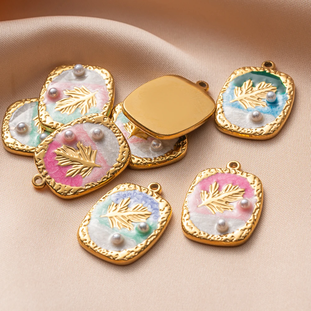 5 قطع من الفولاذ المقاوم للصدأ المطلي بالذهب مابل ليف المينا اللؤلؤ المعدني القرط سحر لقلادة ذاتية الصنع وسوار صنع المجوهرات والحرف اليدوية #5