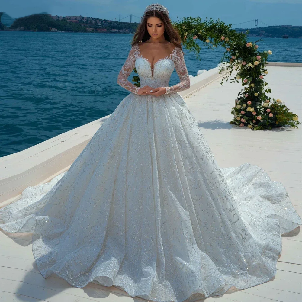 

Luxurious Sweetheart Bridal Ball Dress Exquisite Lace Long Sleeve Wedding Dress Beaded Sparkling Bridal Dress Customization