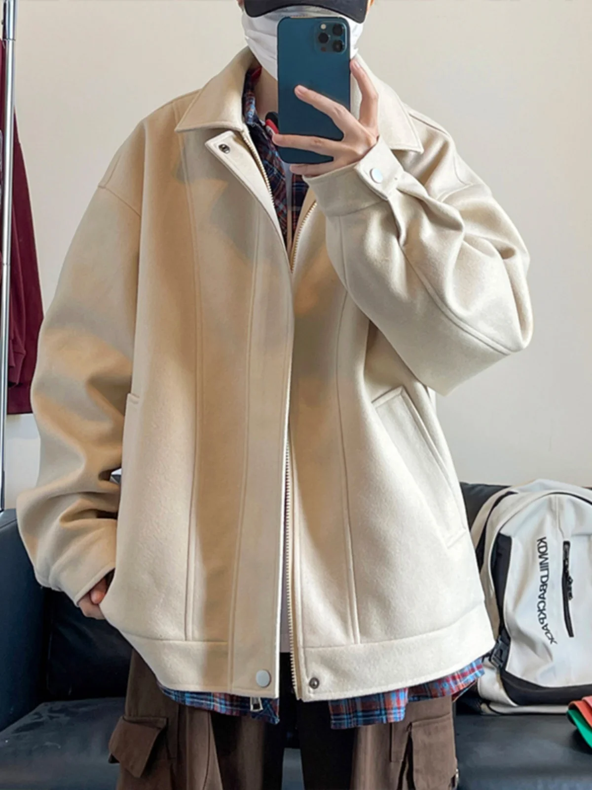 

Мужское пальто из шерстяной смеси: модное, очаровательное, красивое, привлекательное, стильное, приятное на вид, изысканное, элегантное, изумительное.