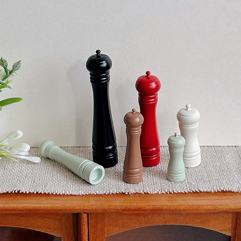 3Pcs Mini Alloy Pepper Grinder Bottle Dollhouse Kitchen Cooking Model Mini Scene Decor Doll House Furniture Accessories