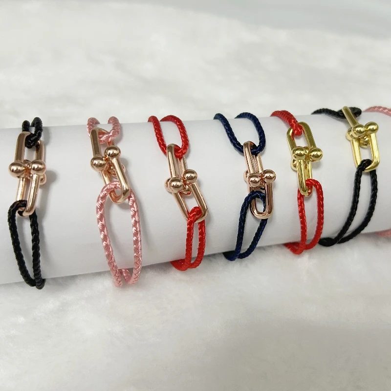 

The 2025 best-selling fashion personalized double U pendant 2MM adjustable bracelet, a luxurious jewelry gift for ladies' partie