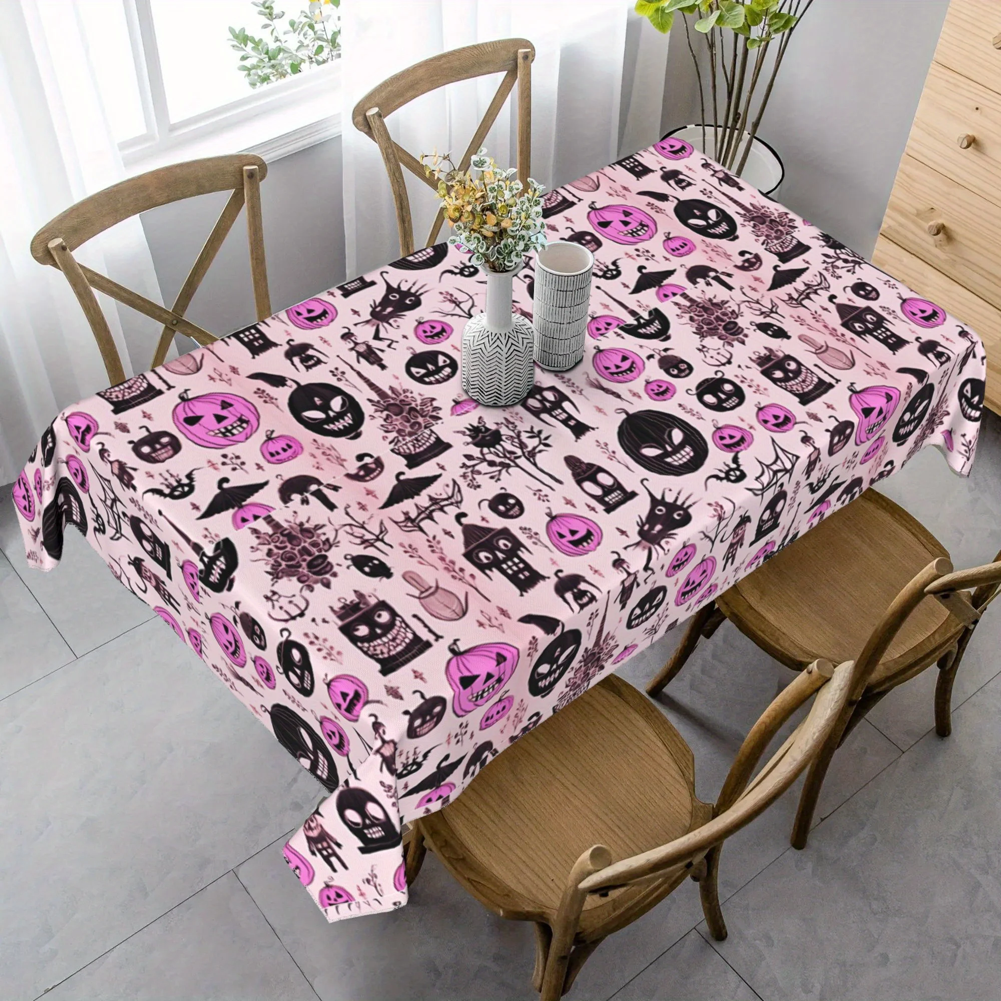 A water-washable polyester tablecloth with a Halloween theme, measuring 88.9 cm x 139.7 cmzyc