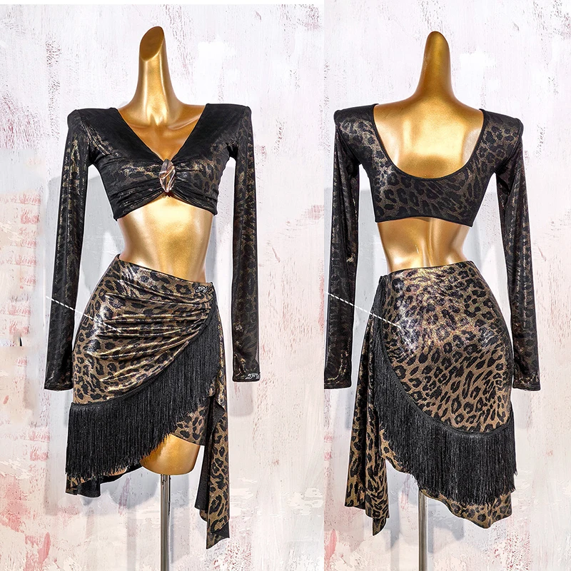 

Костюмы для латинских танцев 2025, женские сексуальные леопардовые принты, топ с v-образным вырезом и кисточками, юбка, костюм, чача-самба, латинское платье DN22564