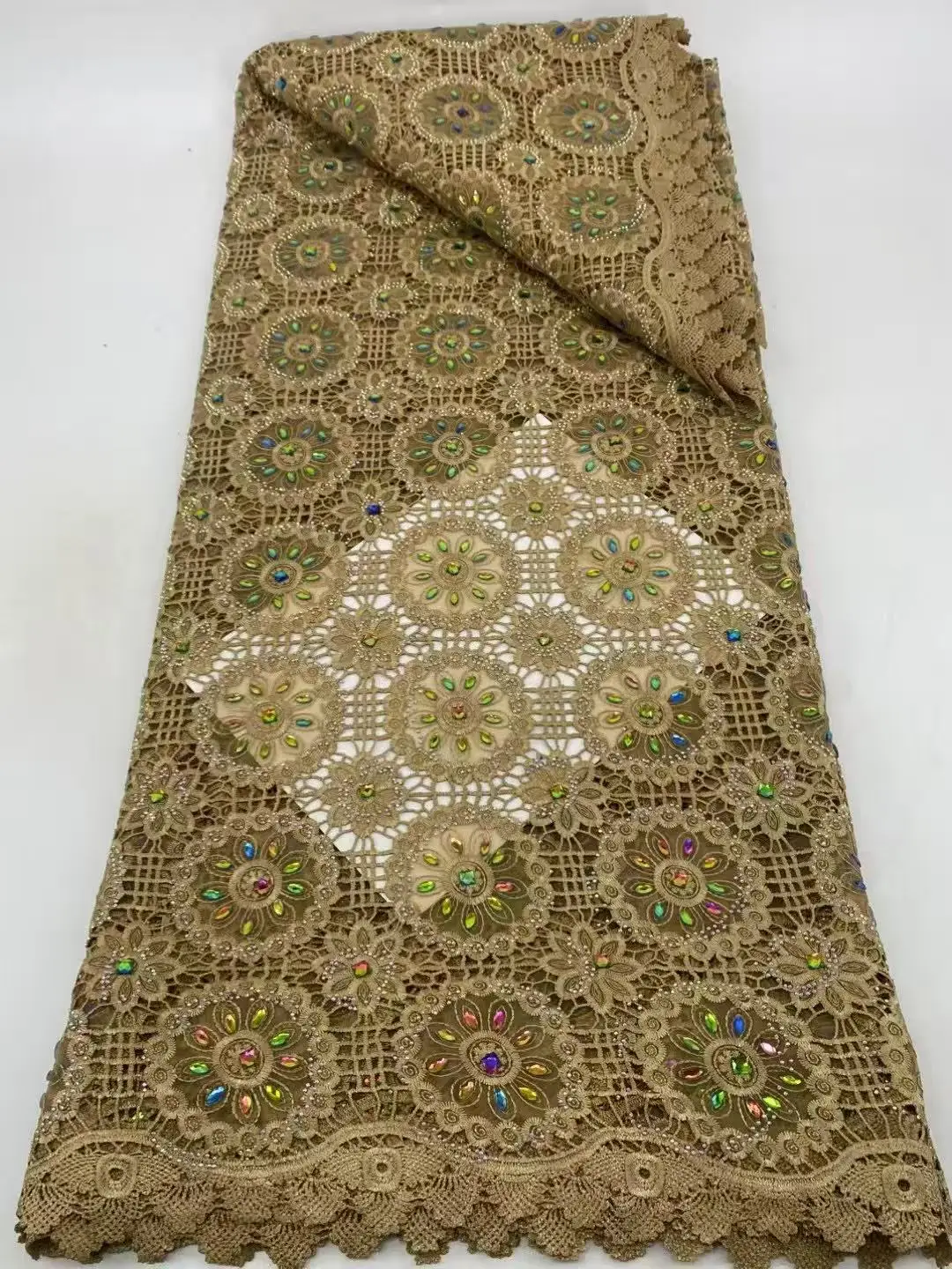 

Latest French African Swiss Lace Fabric Soft Water Soluble Nigerian Guipure Cord Lace Fabric With Stones For Wedding Dress Party
