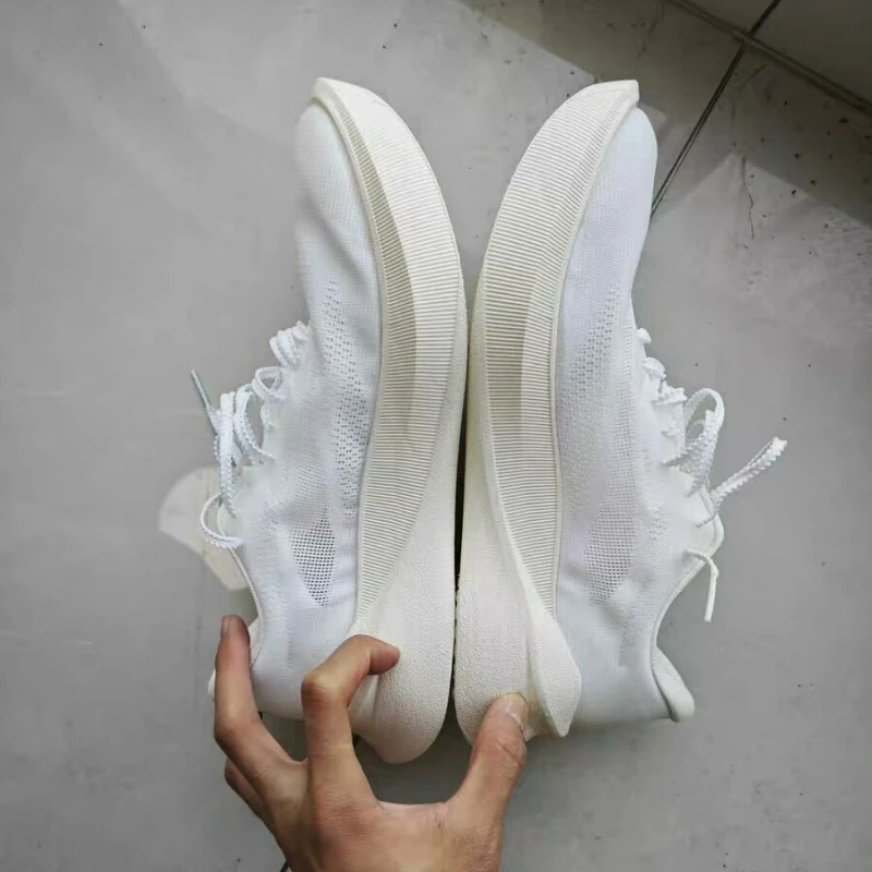 العلامة التجارية الفاخرة الرجال النساء المشي الركض حذاء إطارات دراجة تسلق الجبال خفيفة الوزن لوحة الكربون احذية الجري الأزواج مصمم أحذية تدريب لينة حذاء رياضي #3