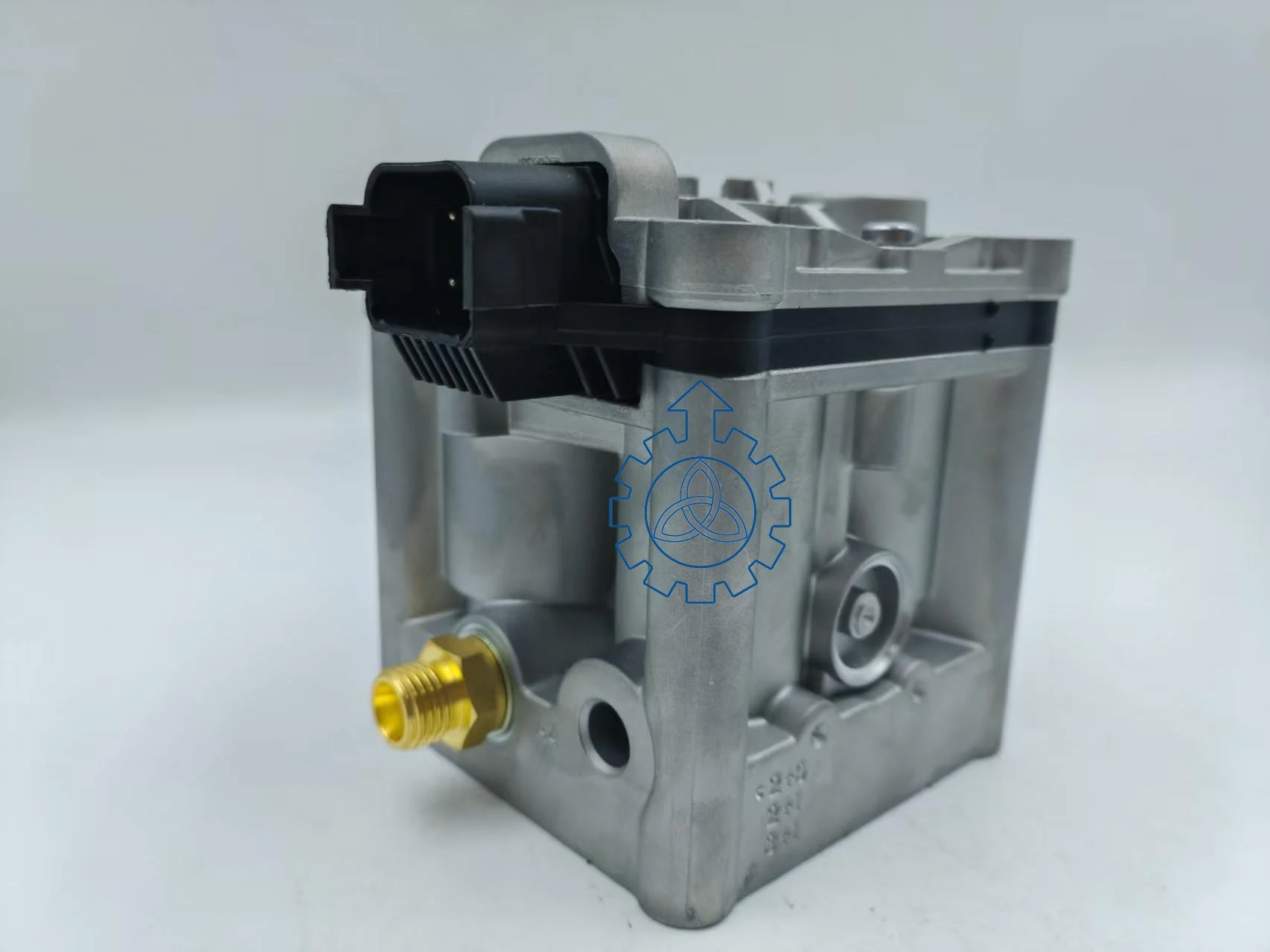 EGR solenoid valve block for Scania truck engines SCE: 1740121 1744081 1856310 2021085