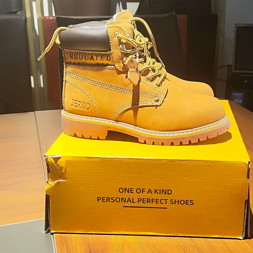 

Luxury Men Fashion Outdoor Shoes Genuine Leather Yellow Boots Male Casual Prevent Smashing Injuries Boots