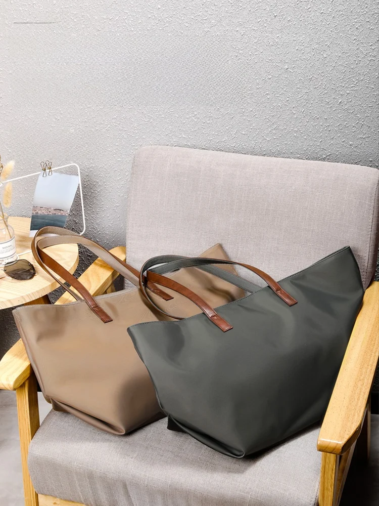 

Новая модная женская сумка-тоут большой вместимости, водонепроницаемая сумка через плечо для поездок на работу, мягкая сумка с магнитной застежкой для отдыха