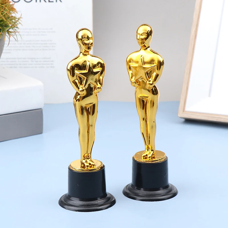 

Little Golden Man Statue Trophy Children's Competition Award Medal Home Decor Figurines Ornaments