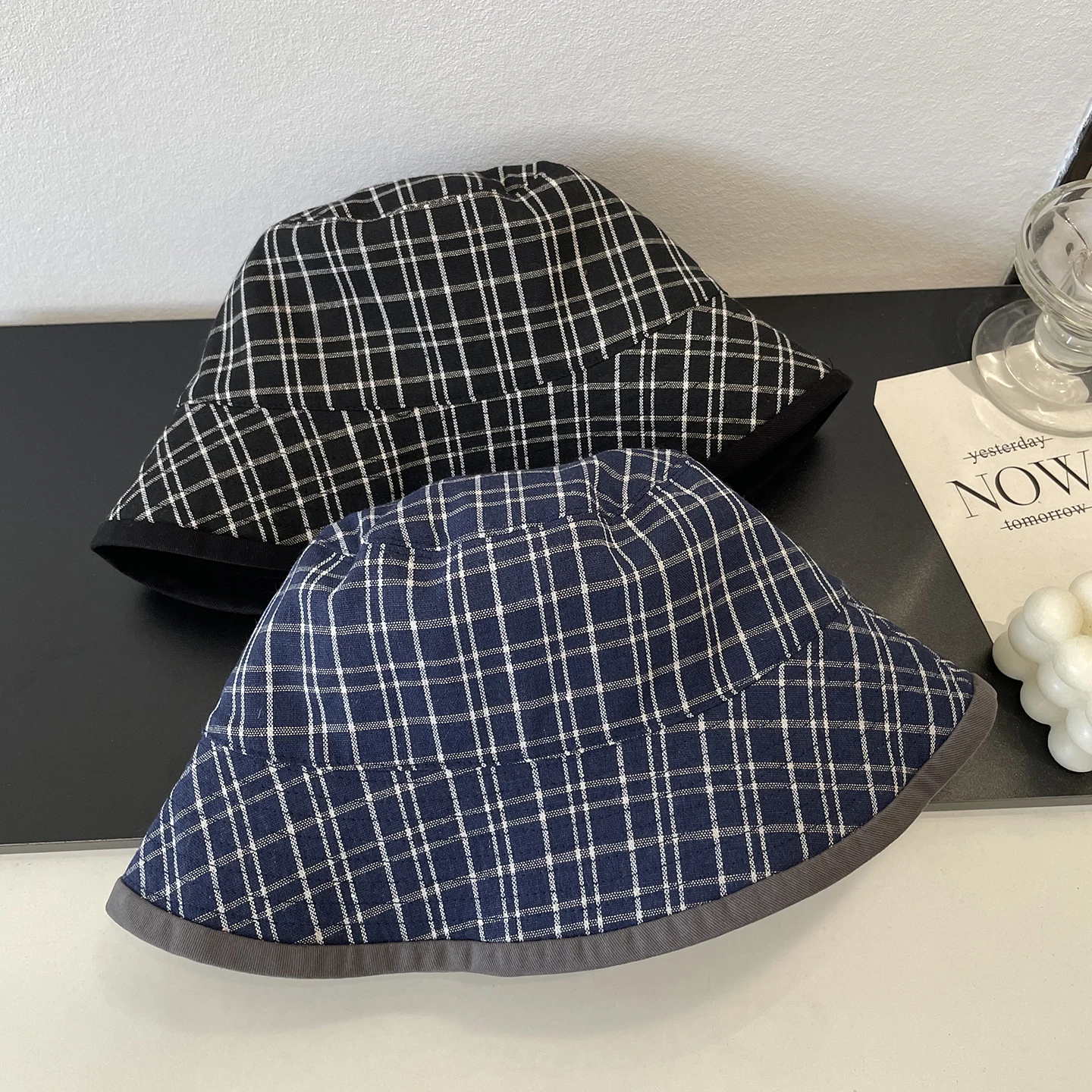 

Plaid fisherman hat autumn fashion casual versatile basin hat double-sided can be worn to show the small face