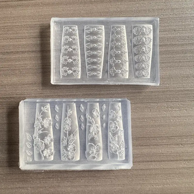 1Pcs Guofeng Button-shaped High-transparency Nail Art Silicone Mold, Plum Blossom Leaf Engraved Tool, Wearable Nail Decoration,