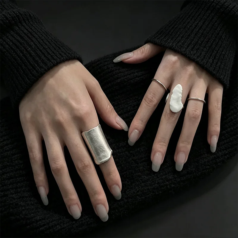 Unisex Copper Alloy Material Wavy Concave Convex Finger Ring, Elegant Jewelry Accessories for Female Male, Minimalist Wide Band