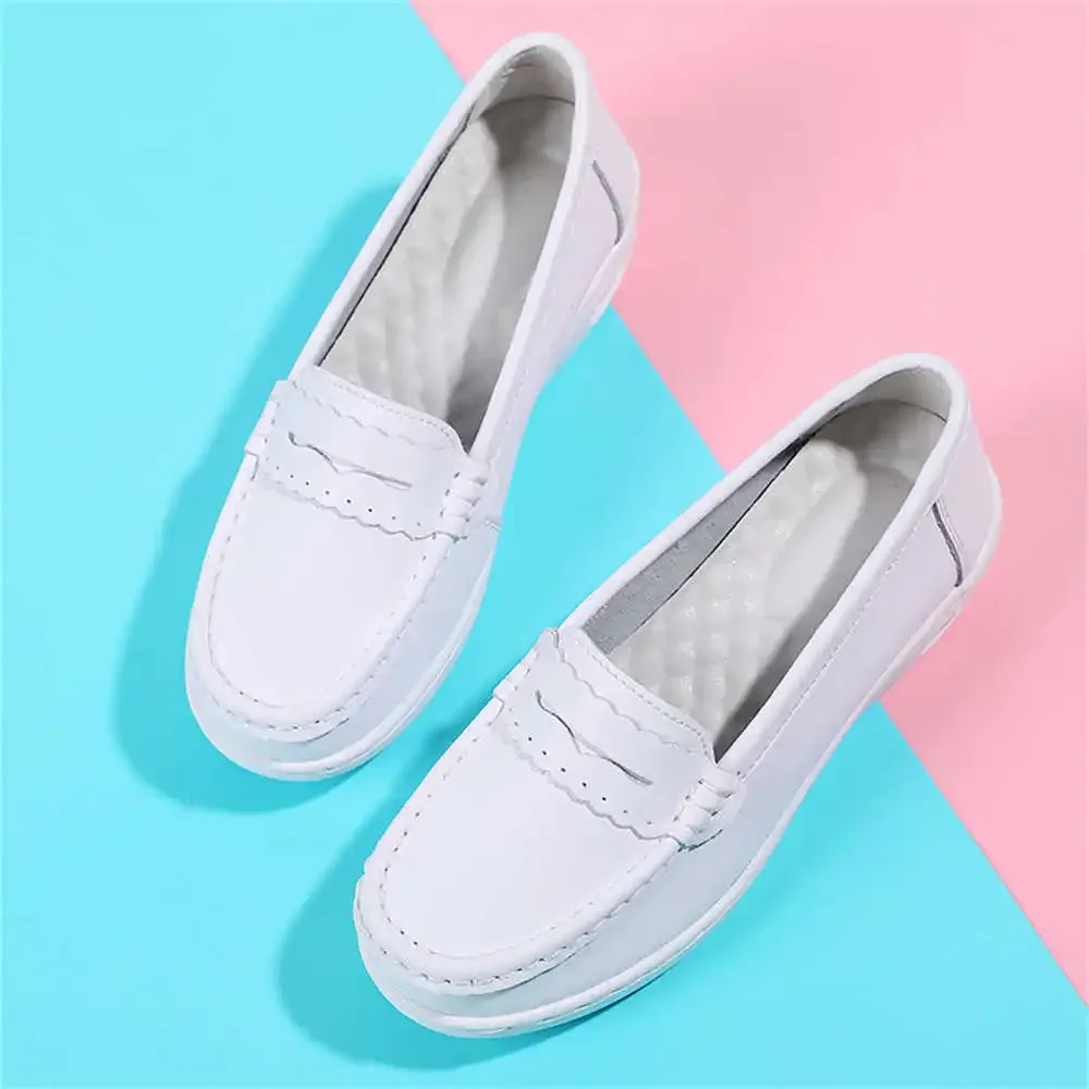 Nurse Plataform Men's Sapateni Vulcanize Mens Moccasins Shoes Sneakers For Sports Men Sneakeres Class Footwears Products