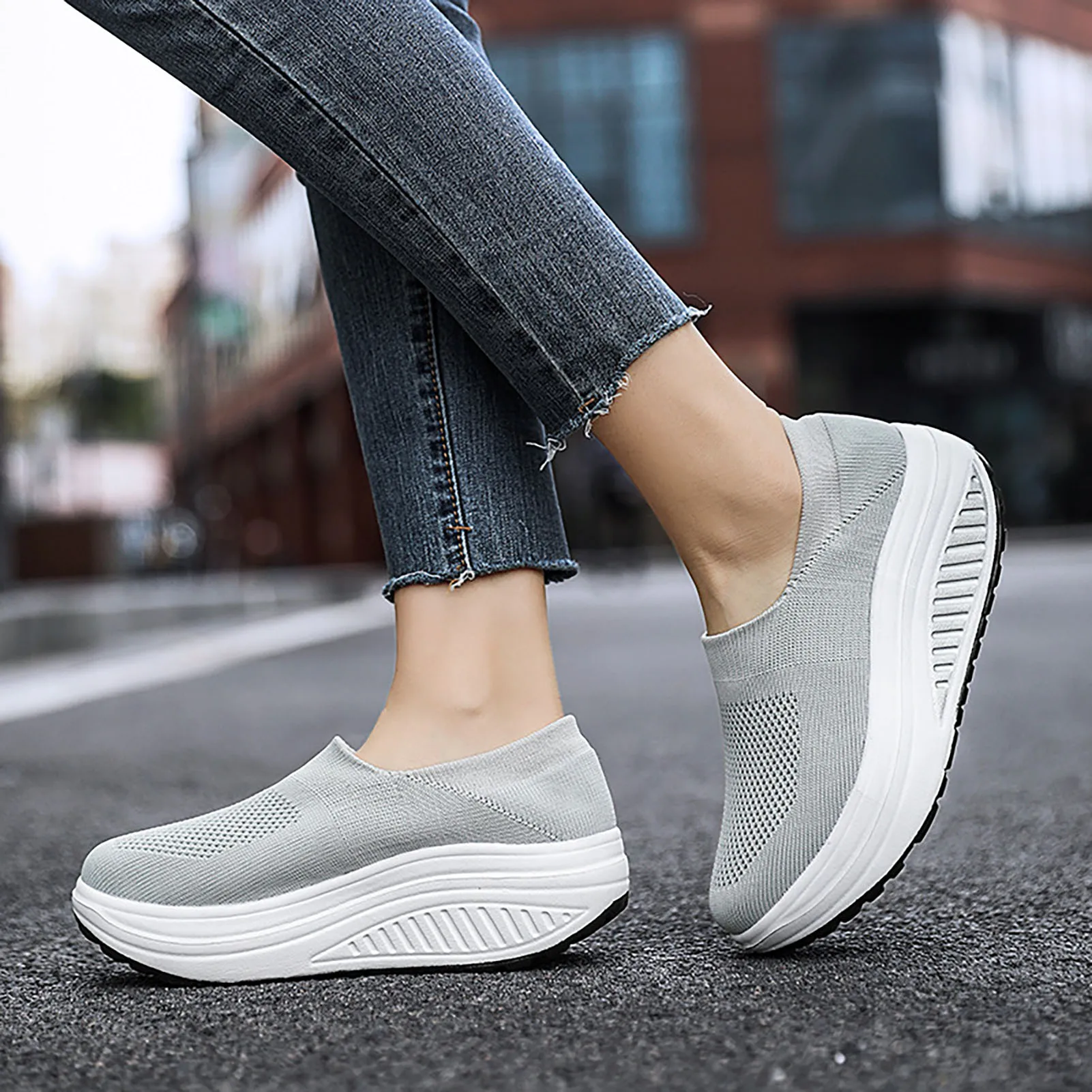 Woman Flat Bottom Mesh Shoes Non-slipped Soft-soled Shoes Gift for Christmas Birthday New Year