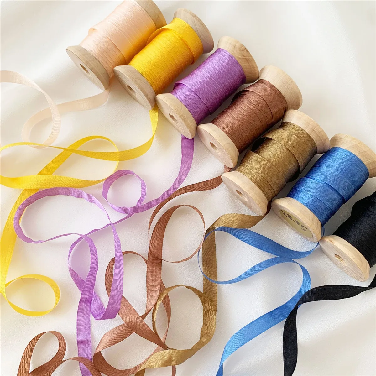 2mmX20mts 80colors 2-2 100% Pure Silk Embroidery Ribbon Thin Taffeta High Quality Silk Ribbon Anya Ribbon Handcraft