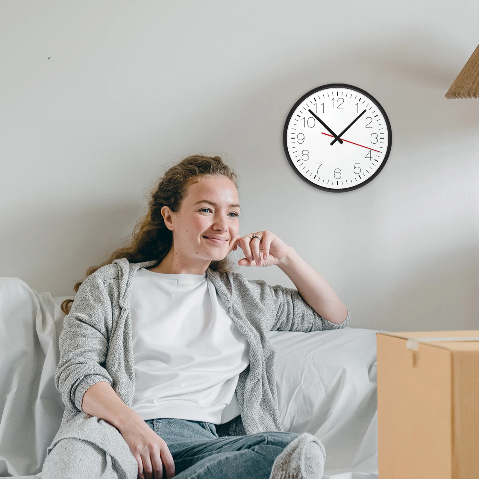 

Modern Metal Wall Clock Borders Ultra Thin Edge Quartz Clock Frame Replacement Fine Polished Home Decor Accessory