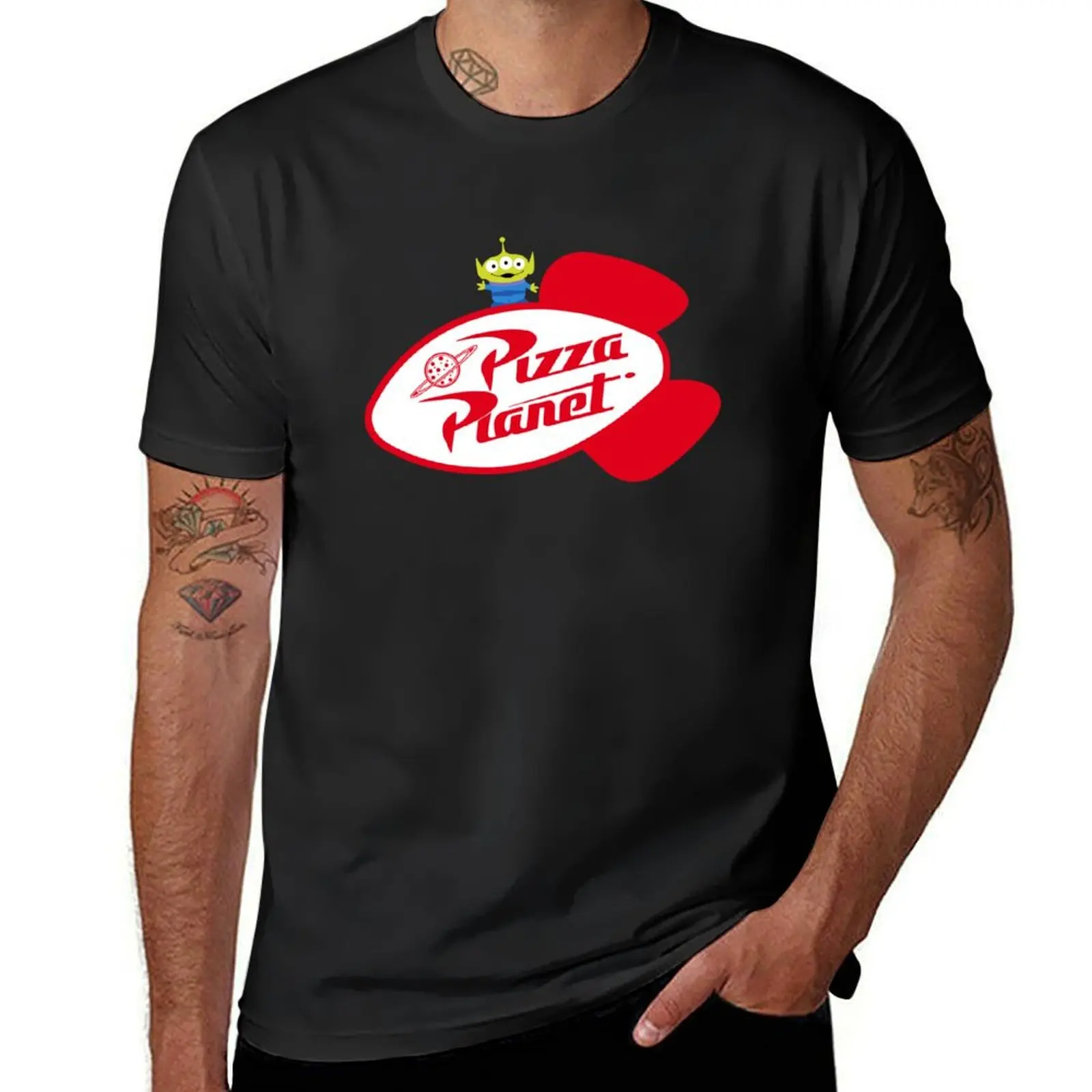 Alien auf Pizza Planet Zeichen T-Shirt ästhetische Kleidung koreanische Mode maßge schneiderte Jungen weiße schwarze T-Shirts für Männer