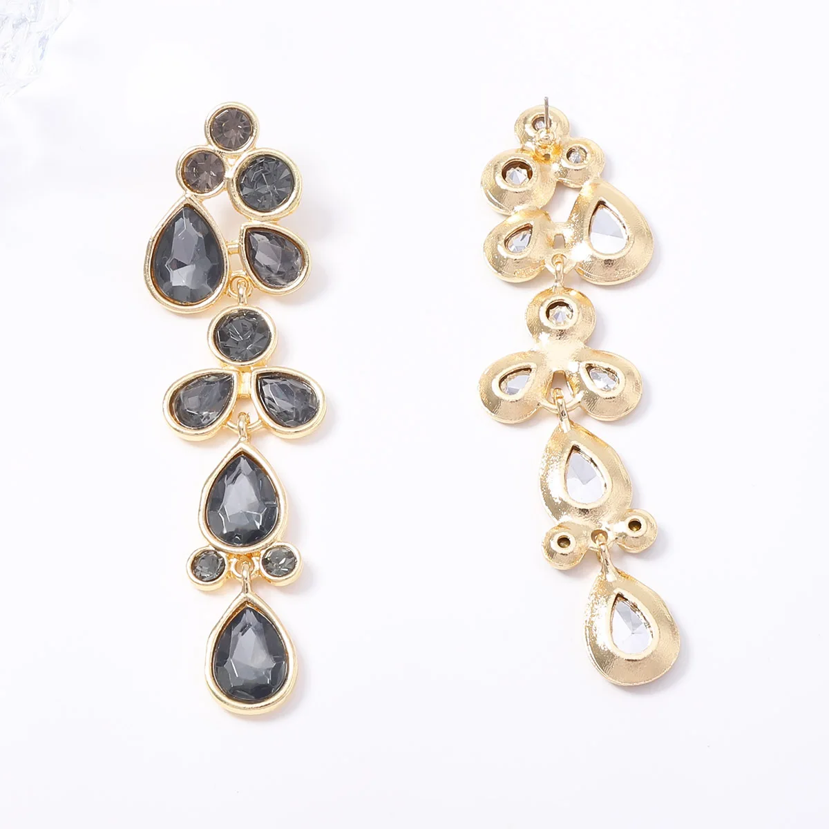 Vintage Wassertropfen Kristall Strass Ohrhänger für Frauen Lange Metall-Tropfenohrringe Statement Party Hochzeit Schmuck Geschenke – Detail 4