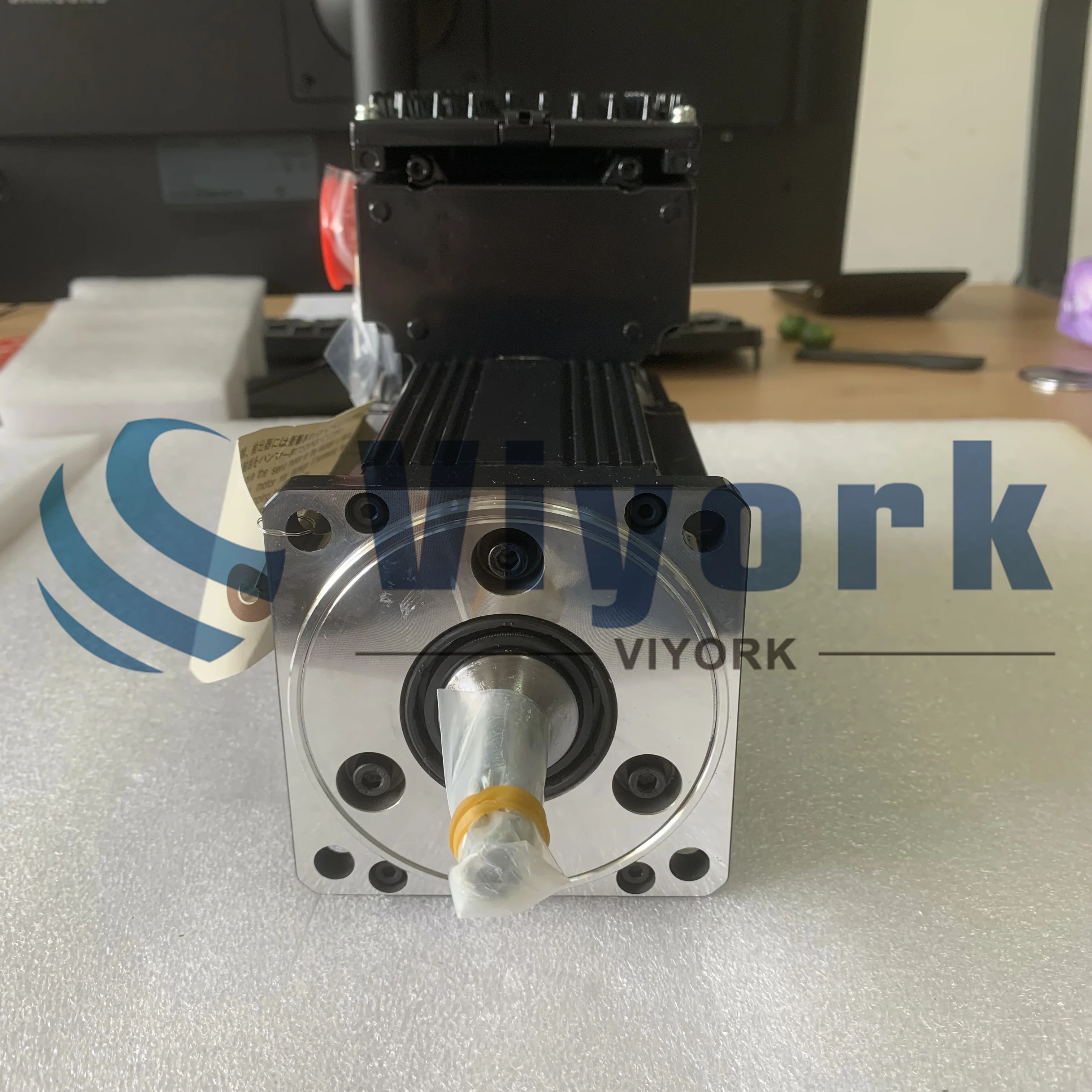 HS-RF43BNX-S1 محرك سيرفو يعمل بالتيار المتردد جديد