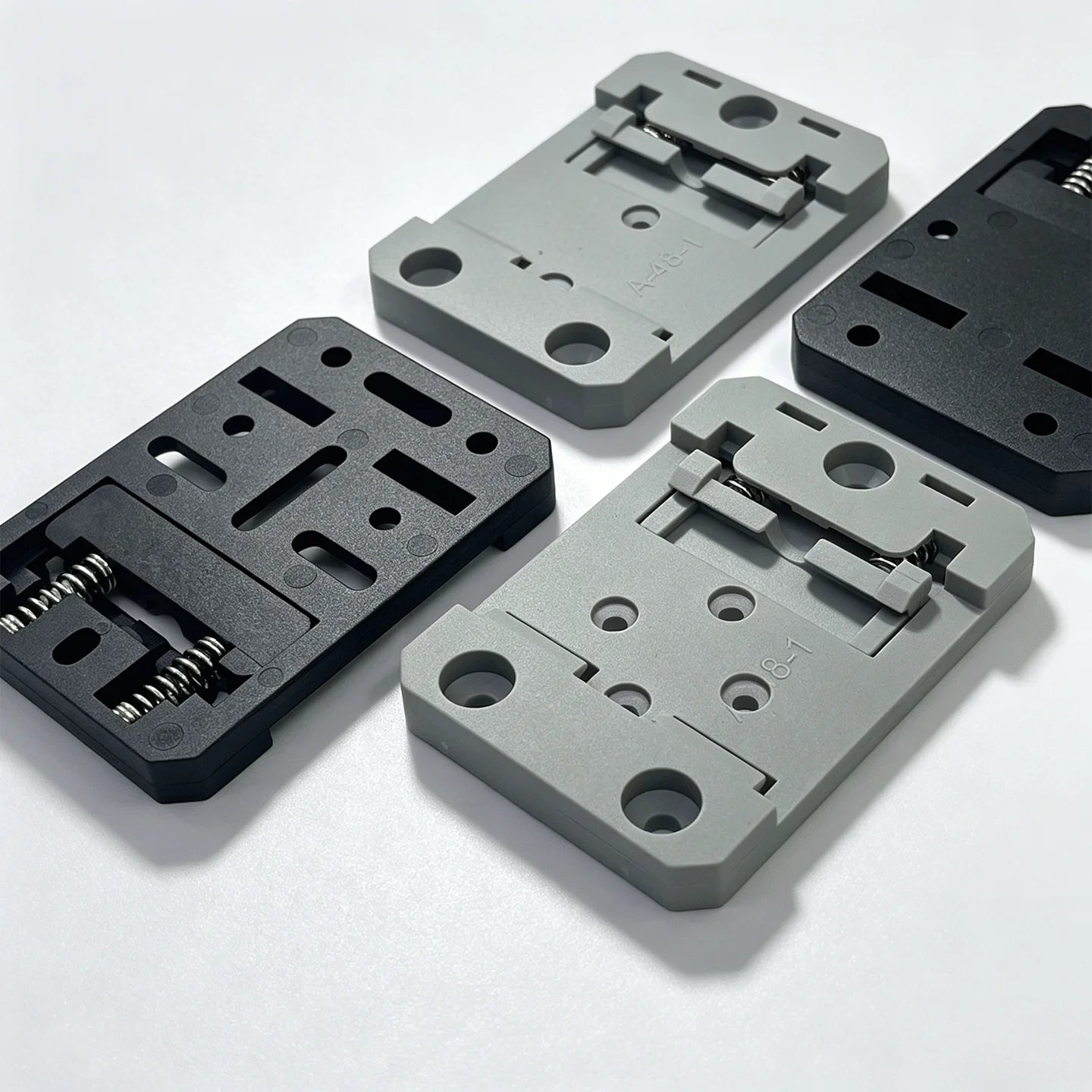 48mm Wide Plastic Snap Clip, TS35 Rail Mounting Base, Distribution Box Parts, C45 Rail Clamp, Solid State Relay Bracket
