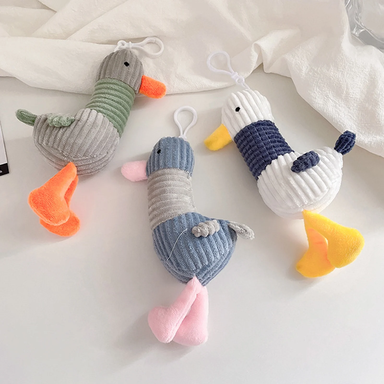 Doll Keychain Cartoon Duck Shape Plush Pendant Doll Toy Hanging Pendant Bag Charm Keyring for Boys Girls