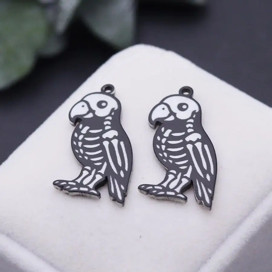 

2pcs Cool Black Parrot Crow Bird Halloween Skeleton Stainless Steel Pendant Charms for Jewelry Making Keychains diy Accessories