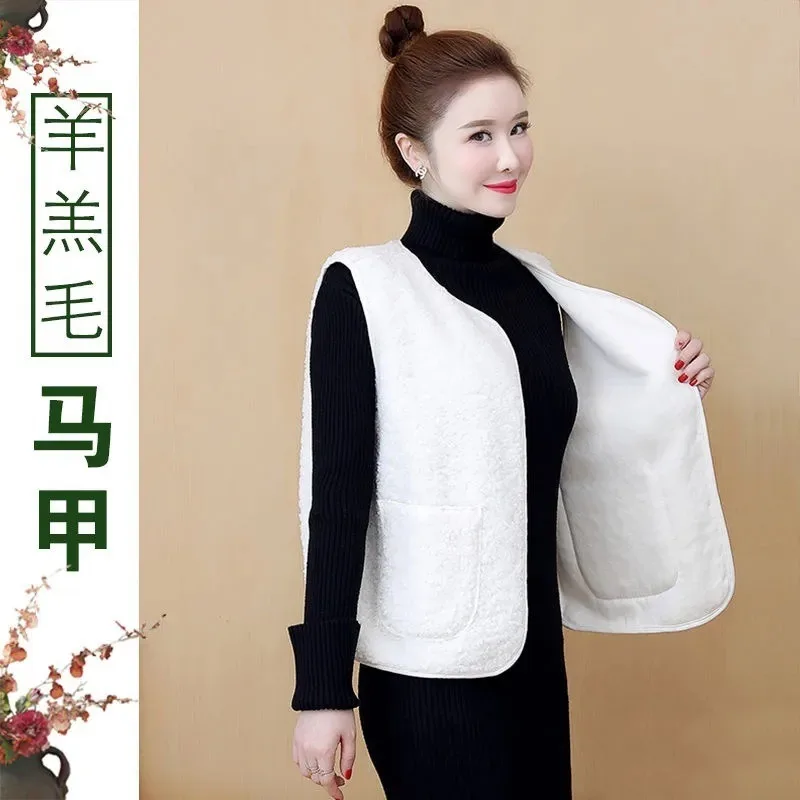Chunqiu Women's Fleece Warm Vest Round Neck Adult Vest Jacket Casual Women Outer Vest Loose Fit Casual Warm Vest for Older Women