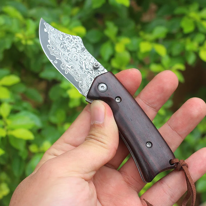 Kitchen tools Damascus steel blade sandalwood handle outdoor folding knife mini portable EDC tool is also a good gift knife