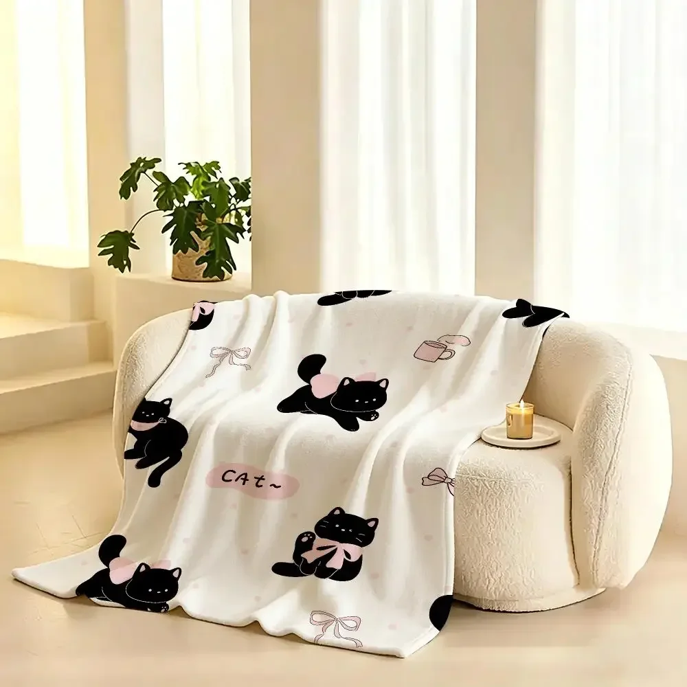 ctue Cat Throw Lightweight 240g Flannel Blanket Soft Skin-friendly for Summer Cooling